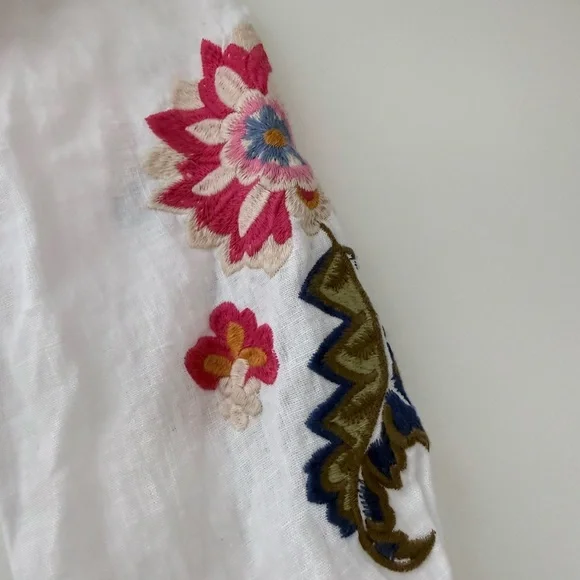 Johnny Was 100% Linen Embroidered Butterfly & Floral Button Down Shirt - Size M - Picture 3 of 6